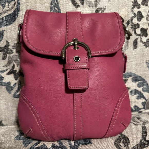 Coach Handbags - Coach crossbody bag